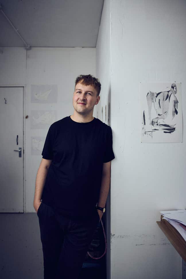 Artist, 33, looking for a room in Dundee Main Photo