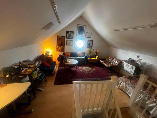 Two Partly Furnished Rooms in Brockley 6 Bed House Main Photo