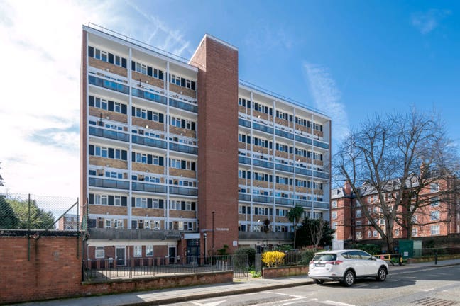 Lisgar Terrace  Main Photo