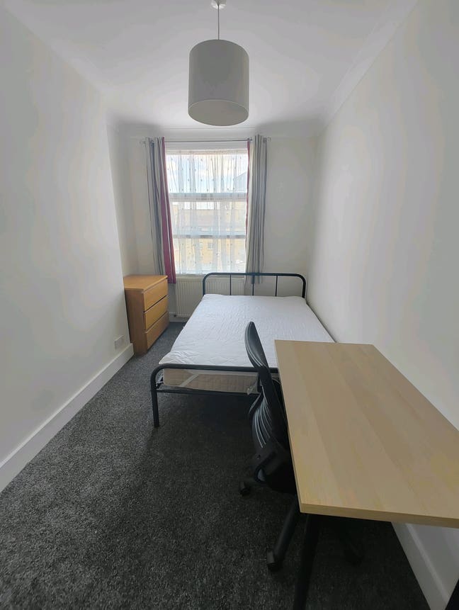 1 x Double Room in Queens Park Main Photo