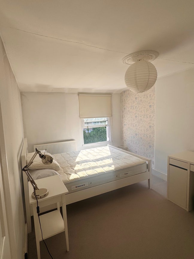 Double bedroom with own bathroom in Fulham   Main Photo