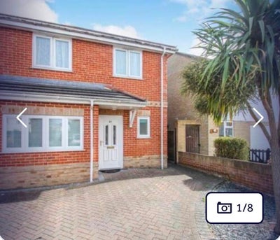 1 room left in lovely student three bed house  Main Photo