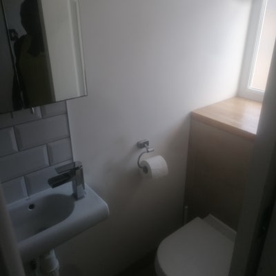 Spacious Loft Room for Rent – Dartford Main Photo