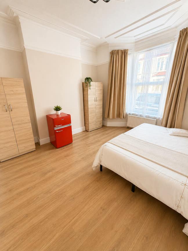 Bruce Grove Double Room | 0 Deposit | Bills Includ Main Photo