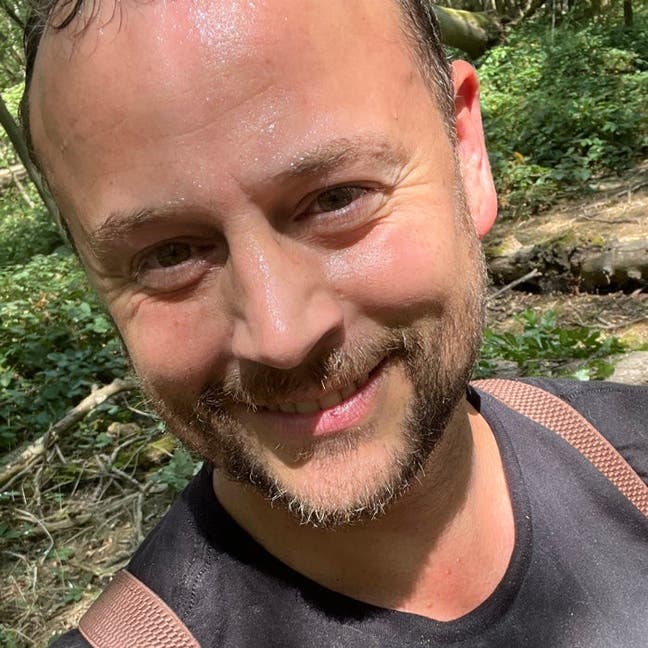 41 year old Male seeks a double room Main Photo