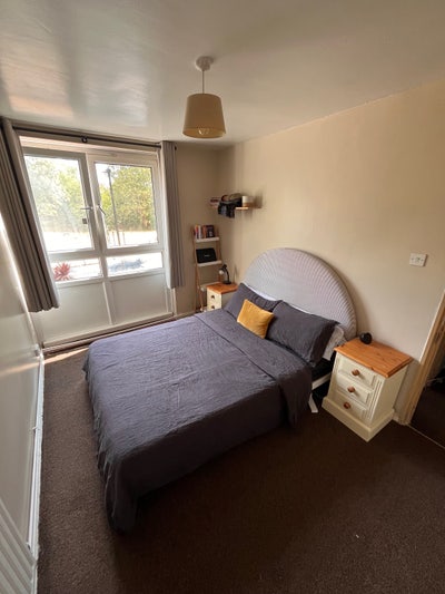 Spareroom in Bow Main Photo