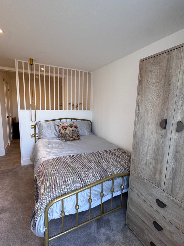 Luxury Suites in Pevensey Bay-Parking & Bills Incl Main Photo