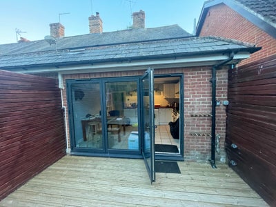 Double room in cottage  Main Photo