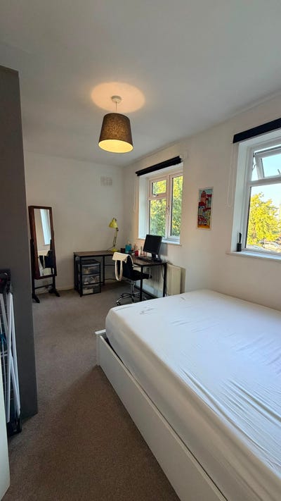 1 double room for one person, good size house/gard Main Photo