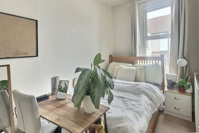 Double Room For Rent Tooting Broadway Main Photo