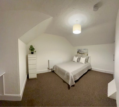 **** Specious Double Room in Grantham  Main Photo