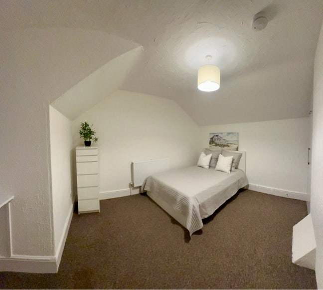 **** Specious Double Room in Grantham  Main Photo