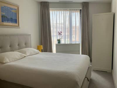 En-Suite Room in Doorman Building - Central London Main Photo