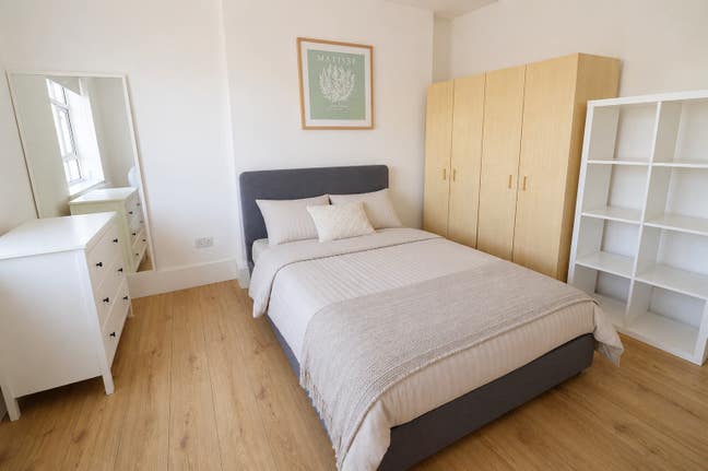✨ Bright & Modern Rooms | Steps from Westfield Main Photo