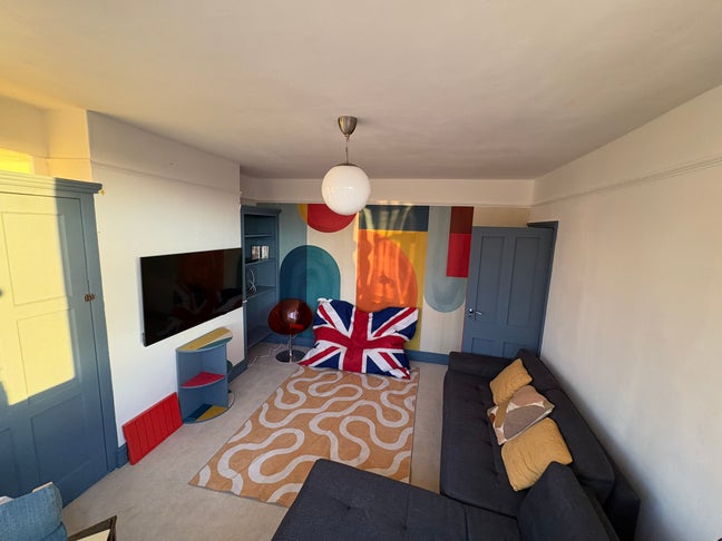 Maisonette in safe, leafy and leafy Ealing W7 Main Photo