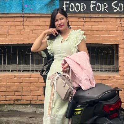 Student Female seeks a single or double room Main Photo