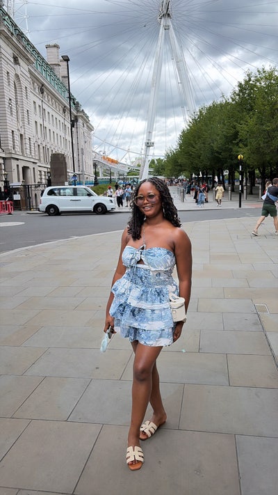 I’m a Muslim young lady in her early 20s, l... Main Photo