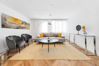 Spacious 1 Bed 1 Bath in a Modern 2Bed 2 Ba Apt  Main Photo
