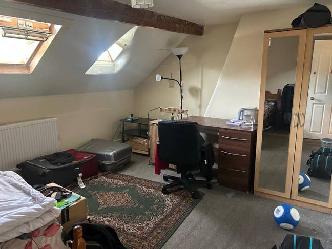 Professional house share, town centre location  Main Photo