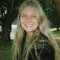 24 year old Female seeks a double room Main Photo