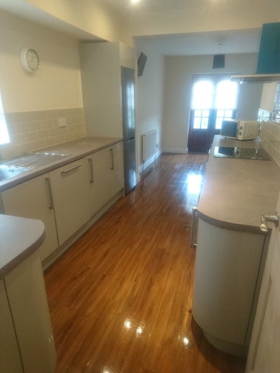 Childwall Double Room Quiet Female House Share Main Photo