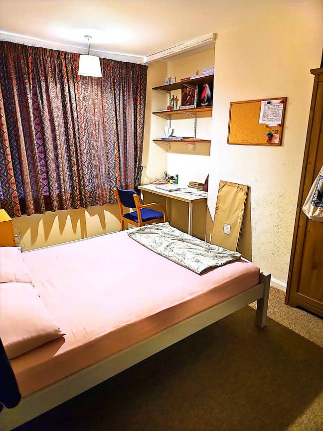1 bedroom available from early September  Main Photo
