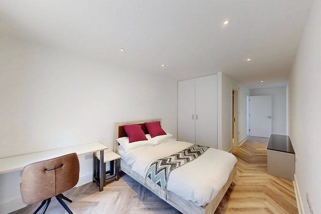 En-suite Room - Roof Terrace - Junction Road N19 Main Photo