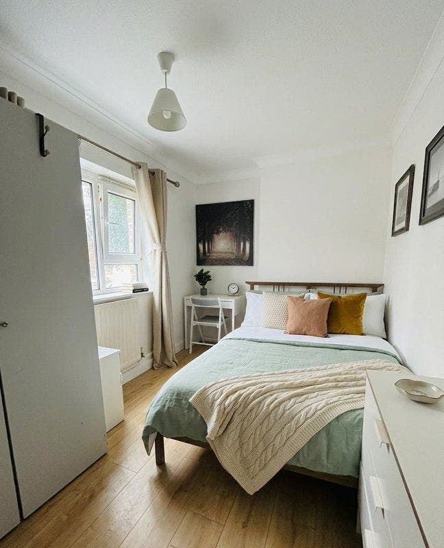  🏡 Bright and Cozy Double Room in Queen's Park Main Photo