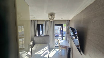 Bright & Modern Private Room in Colindale (NW9)  Main Photo
