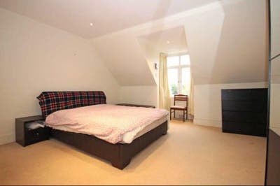 Large double room 10min walk to Station  Main Photo