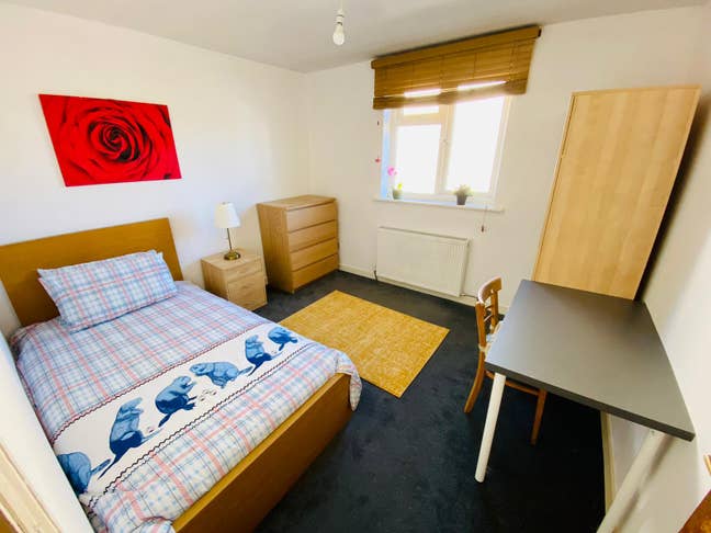 🌟 Cozy Double Room in Harlesden – Zone 3 🌟 Main Photo