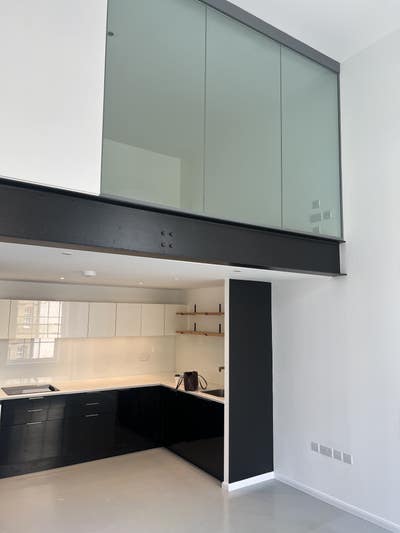 Cosy double room in large Islington flat Main Photo
