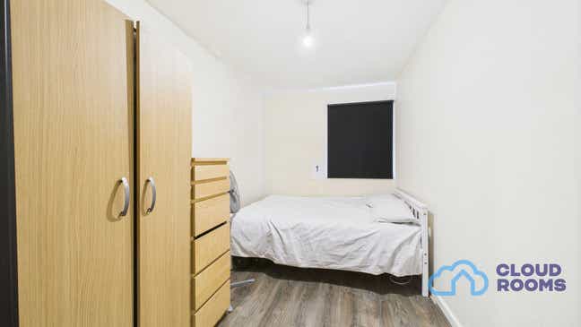East London – E3 🏠 Bow / Mile End Zone 2 Main Photo