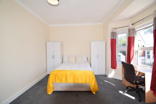 New property / Bright rooms - Close to Westfield ! Main Photo