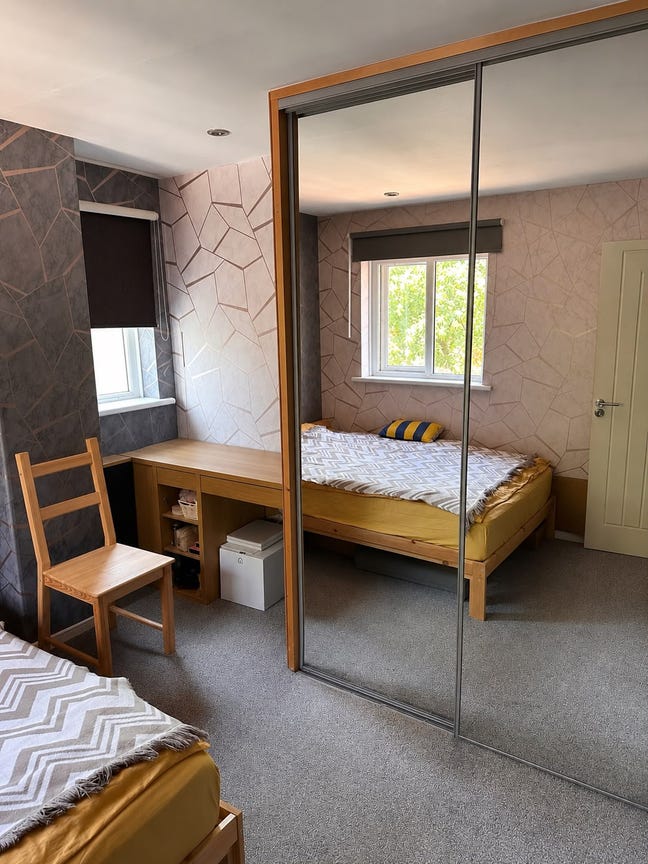 Double bed Main Photo