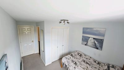 Room to rent with en-suite near King's Buildings Main Photo