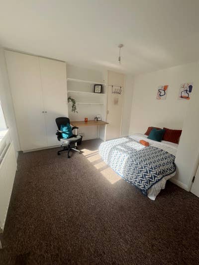 📅 **Viewings Taking Place Now – Message Us Today  Main Photo