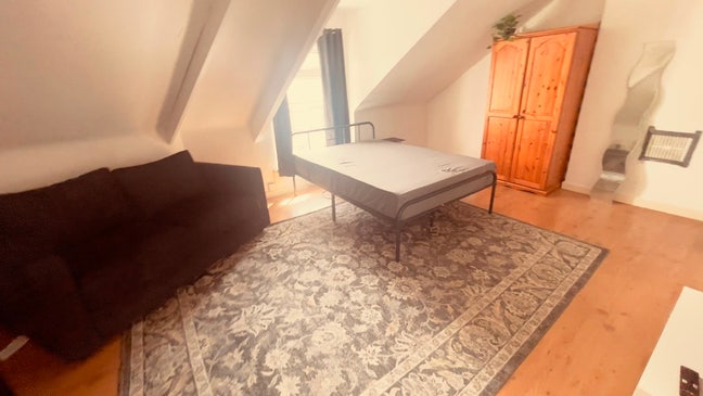 1 bedroom flat Main Photo