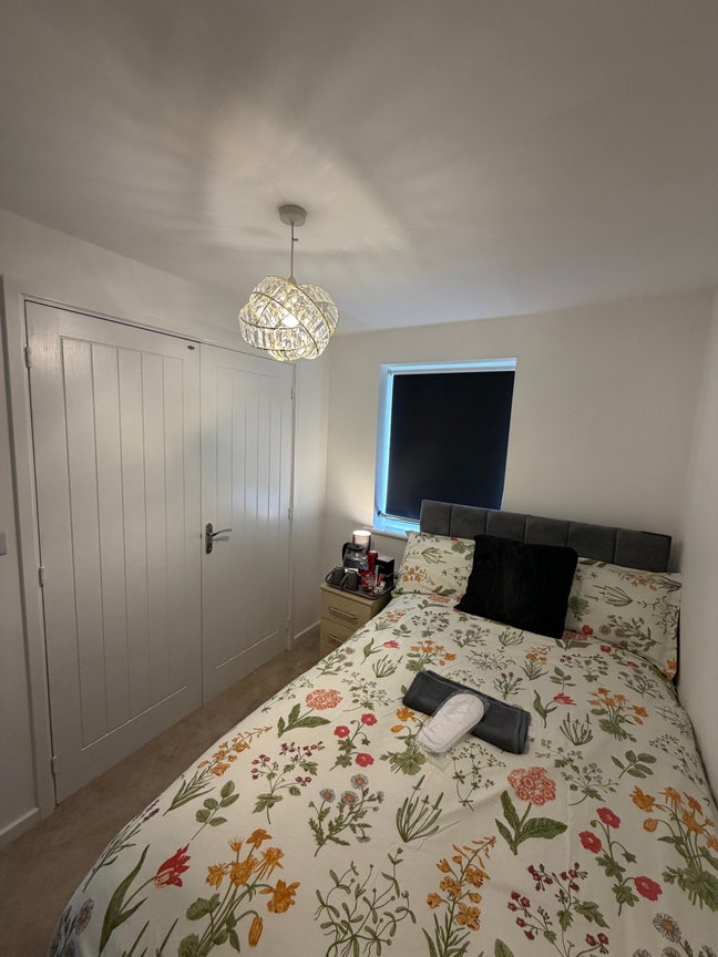 Spare Rooms Available in Scartho Top, Grimsby Main Photo