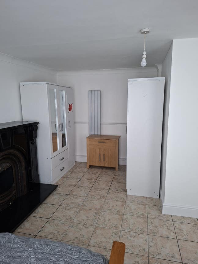 King size room to rent Main Photo