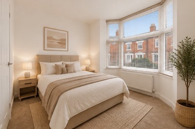 87 - Large Loft Room with En-suite!  Main Photo