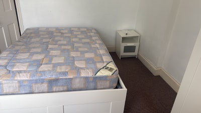 Room available in Roath Main Photo