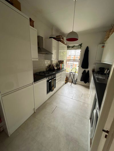 Room in lovely flat in North London Main Photo