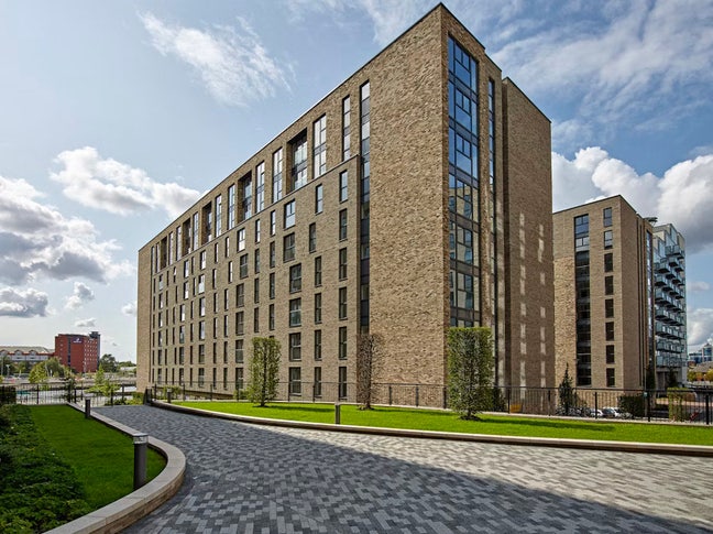 🏡 Female flatmate wanted – Salford Quays 🏡 Main Photo