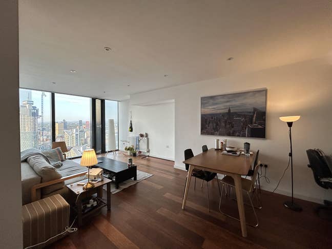 Double Room in Beetham Tower @ &pound;1,007 bill incl Main Photo