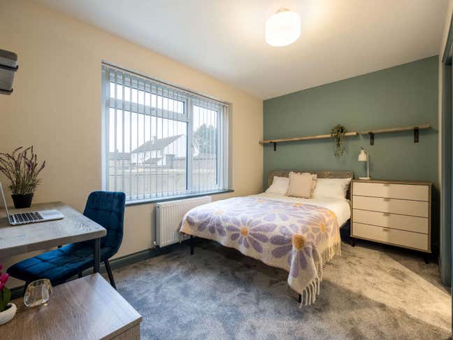 Ensuite Rooms Available 🏡 Masons Road Main Photo