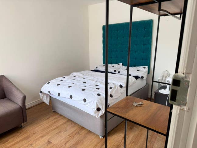 🛏️ Modern Double Room | All Bills Included (M14) Main Photo