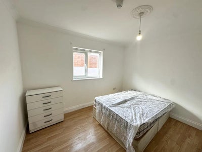 Double Room to Let  Main Photo