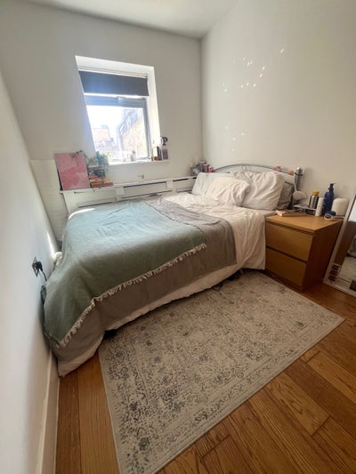 Double room in gorgeous Shoreditch flat! Main Photo