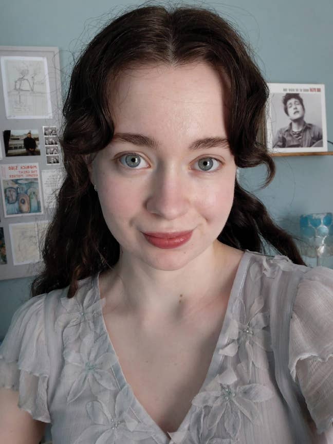 Looking for a room to rent/ buddy up! Main Photo